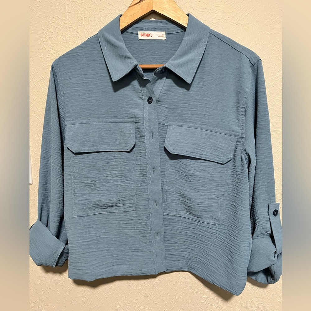 Women's Textured Button-Front Blouse in Dusty Blue